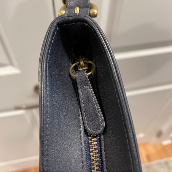 COACH VINTAGE EQUESTRIAN ZIP BAG No 9802 - Picture 10 of 16